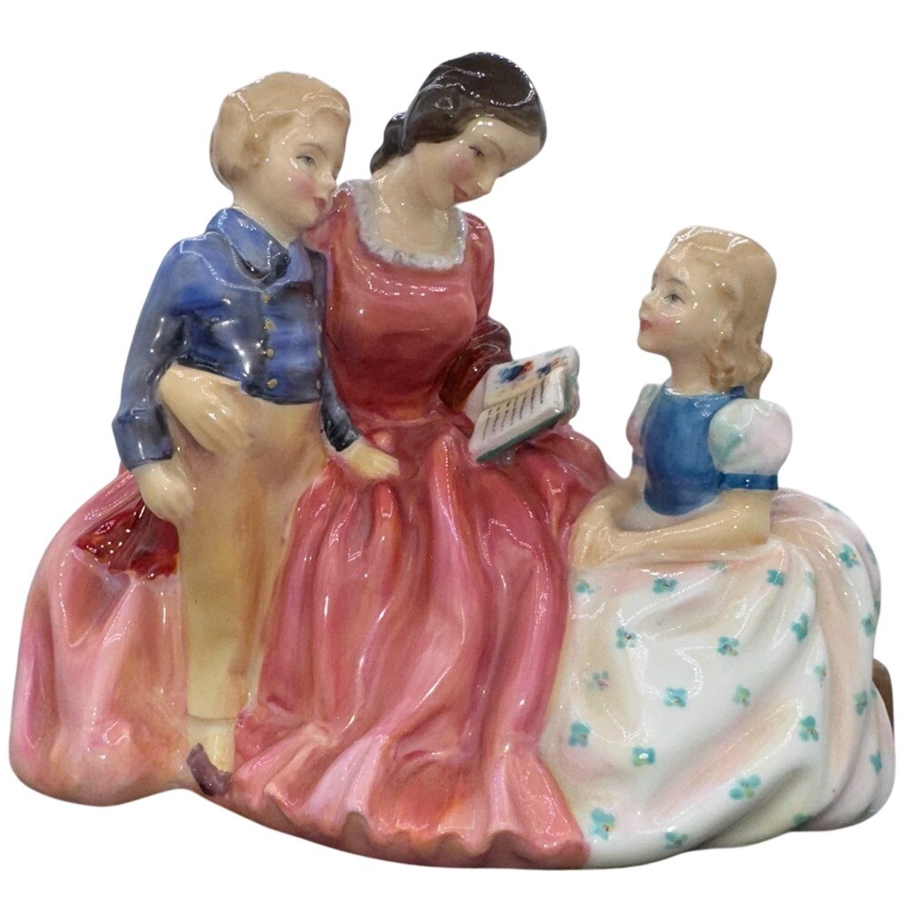 Royal Doulton "Bedtime Story" 1949 Vintage English Porcelain Figurine Post-war